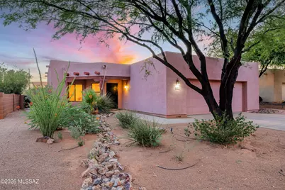 9271 N Moon View Place, Tucson, AZ 85742 - Photo 1