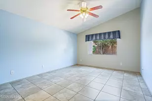 2611 W Cezanne Cir, Tucson, AZ 85741 - Photo 7