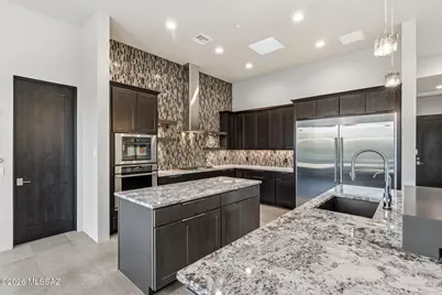 11930 N Mesquite Sunset Place, Oro Valley, AZ 85742 - Photo 13