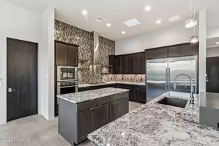 11930 N Mesquite Sunset Pl, Oro Valley, AZ 85742 - Photo 13