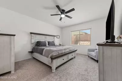 6947 W Hedge Rose Drive, Tucson, AZ 85757 - Photo 17