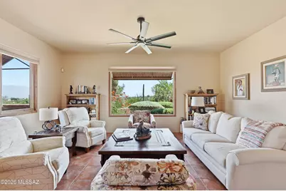 929 N Leutea Drive, Tucson, AZ 85745 - Photo 7