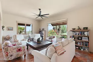 929 N Leutea Dr, Tucson, AZ 85745 - Photo 5