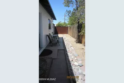 1909 E 8th Street, Tucson, AZ 85719 - Photo 13