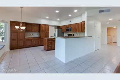 10640 N Stargazer Drive, Tucson, AZ 85737 - Photo 15