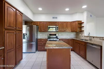 10640 N Stargazer Drive, Tucson, AZ 85737 - Photo 5