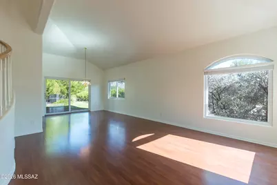 10640 N Stargazer Drive, Tucson, AZ 85737 - Photo 13
