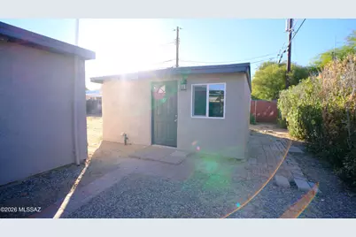 1431 E Adelaide Drive, Tucson, AZ 85719 - Photo 23
