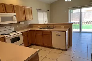 9121 E Autumn Sage St, Tucson, AZ 85747 - Photo 5