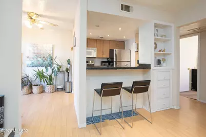 1620 N Wilmot Road #UNIT D263, Tucson, AZ 85712 - Photo 7