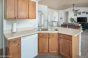 7140 W Maple Ridge Dr, Tucson, AZ 85743 - Photo 7