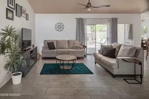 7140 W Maple Ridge Dr, Tucson, AZ 85743 - Photo 3