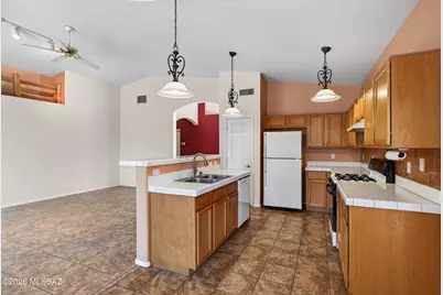 7695 W Summer Sky Drive, Tucson, AZ 85743 - Photo 11