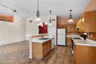 7695 W Summer Sky Dr, Tucson, AZ 85743 - Photo 11