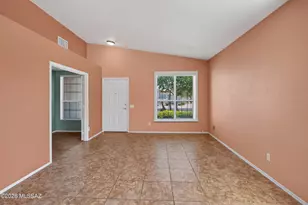 7695 W Summer Sky Dr, Tucson, AZ 85743 - Photo 9