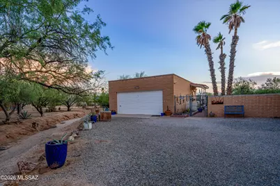 1585 W Sage Street, Tucson, AZ 85704 - Photo 37