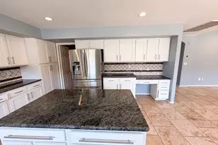 2083 W Arizona Rose Dr, Oro Valley, AZ 85737 - Photo 7