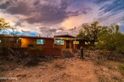 925 E VÃ­a Velitas, Tucson, AZ 85718 - Photo 3