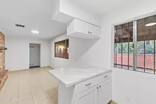925 E VÃ­a Velitas, Tucson, AZ 85718 - Photo 11