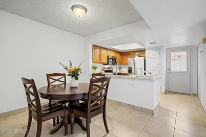 8633 N Siriga Way, Tucson, AZ 85742 - Photo 9