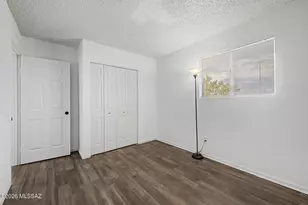 8633 N Siriga Way, Tucson, AZ 85742 - Photo 17
