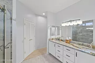 322 N VÃ­a Del Ciruelo, Green Valley, AZ 85614 - Photo 27