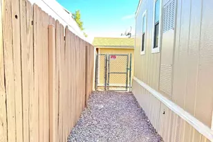 4738 N Brookline Ct, Tucson, AZ 85705 - Photo 27