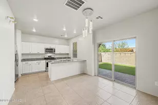 4240 E Columbus Park Pl, Tucson, AZ 85712 - Photo 7