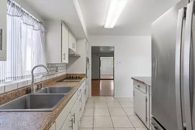 7565 E 29th Street, Tucson, AZ 85710 - Photo 23