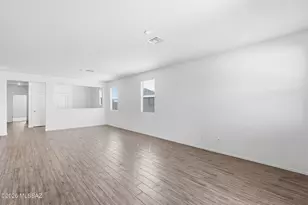 8709 N Magdalena Pl, Tucson, AZ 85742 - Photo 7
