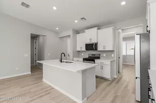 13320 N Red Lantern Wy, Marana, AZ 85653 - Photo 7