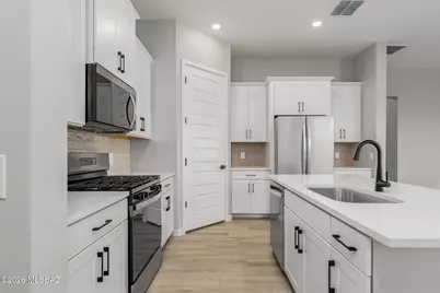 13328 N Red Lantern Way, Marana, AZ 85653 - Photo 3
