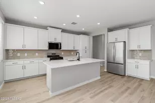 13312 N Red Lantern Wy, Marana, AZ 85653 - Photo 7