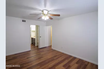 6331 N Barcelona Court #917, Tucson, AZ 85704 - Photo 9