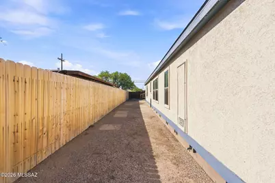 1449 W Hualpai Road, Tucson, AZ 85745 - Photo 21
