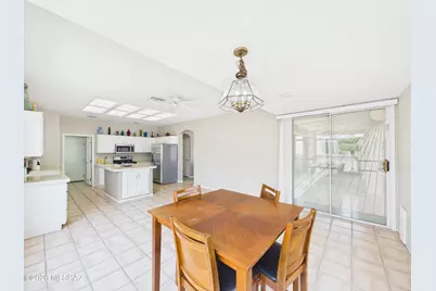 14451 N Rock Springs Lane, Oro Valley, AZ 85755 - Photo 13