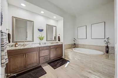 1100 E Paseo Arroyo Mayor, Oro Valley, AZ 85755 - Photo 23