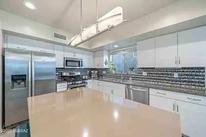 934 E Millenium Court, Tucson, AZ 85719 - Photo 11