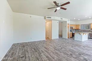 10264 E Calle Estrella Fugaz, Tucson, AZ 85747 - Photo 9