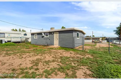 106 E Apache Street, Huachuca City, AZ 85616 - Photo 5