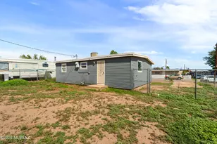 106 E Apache St, Huachuca City, AZ 85616 - Photo 5