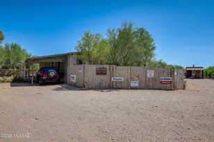 3901 S Draper Rd, Tucson, AZ 85735 - Photo 3
