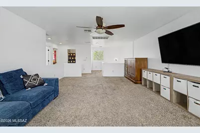 697 W Cholla Crest Drive, Green Valley, AZ 85614 - Photo 13