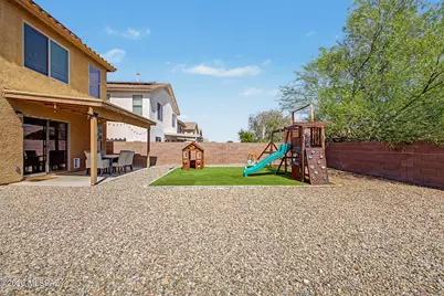 697 W Cholla Crest Drive, Green Valley, AZ 85614 - Photo 33