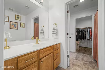 697 W Cholla Crest Drive, Green Valley, AZ 85614 - Photo 11