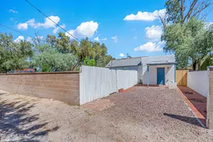 1902 E Hawthorne St, Tucson, AZ 85719 - Photo 35