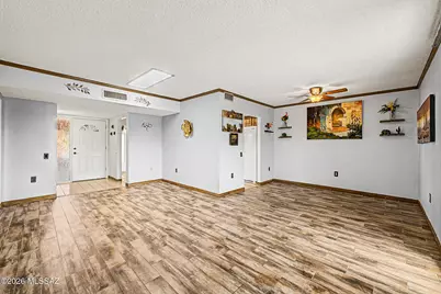 354 N Calle De Las Profetas, Green Valley, AZ 85614 - Photo 3