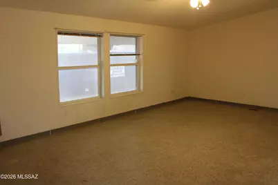 17162 W Jaguar Lane, Marana, AZ 85653 - Photo 11