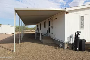 17162 W Jaguar Ln, Marana, AZ 85653 - Photo 9