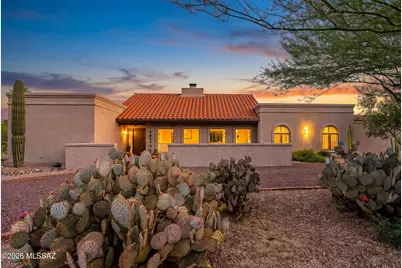 11101 N Pomegranate Drive, Oro Valley, AZ 85737 - Photo 1
